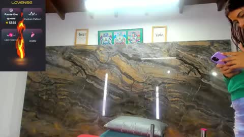 evy_connor online show from 13, 1, 2026