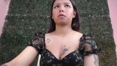 Im Evy online show from 12, 4, 2026