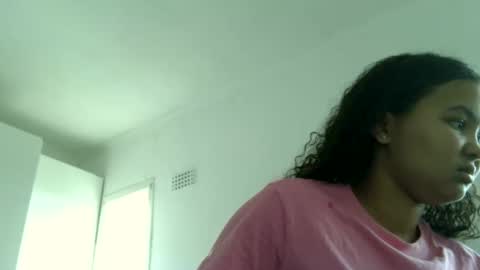 courtney online show from 18, 11, 2025