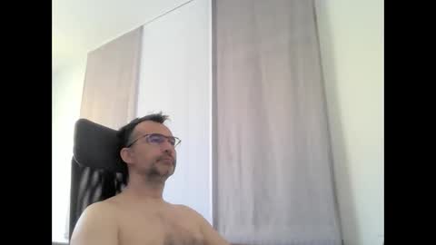 exhibit77 online show from 23, 4, 2026