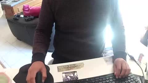 Gio online show from 10, 10, 2025