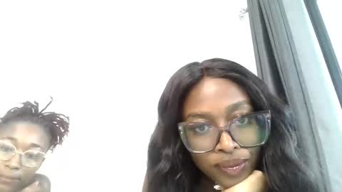 Snapshot of exotic_ebony2 chatting on 31, 3, 2026 exoticebony online show from 31, 3, 2026