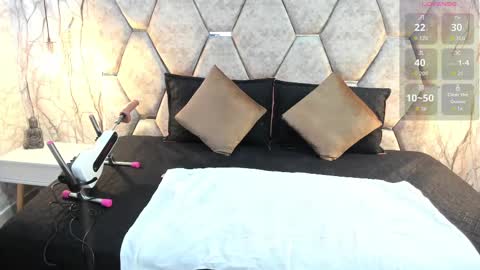 Snapshot of exotic_ebony_ chatting on 13, 9, 2025 Alison online show from 13, 9, 2025