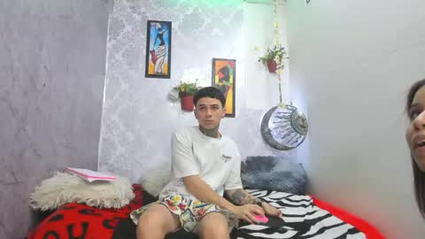 exotichot_couple online show from 14, 11, 2025