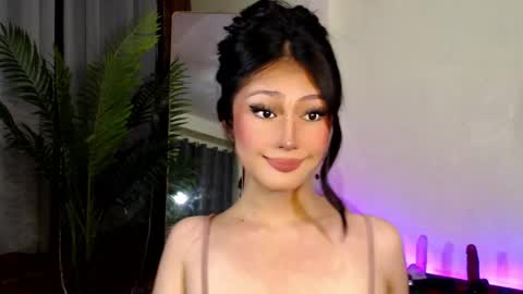 Candy  online show from 17, 12, 2024