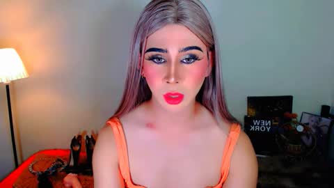 Snapshot of expensive_elise chatting on 5, 3, 2026 expensive_elise online show from 5, 3, 2026