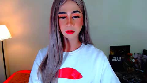 Snapshot of expensive_elise chatting on 6, 3, 2026 expensive_elise online show from 6, 3, 2026