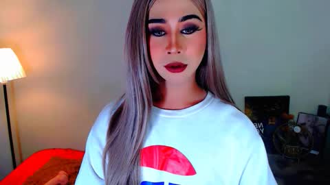 Snapshot of expensive_elise chatting on 7, 3, 2026 expensive_elise online show from 7, 3, 2026