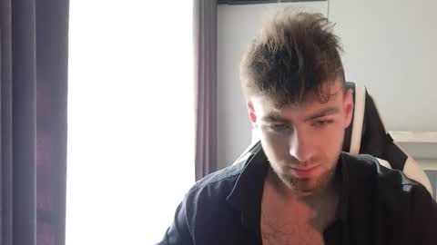 Snapshot of exstayz chatting on 4, 10, 2025 Sweetheart online show from 4, 10, 2025