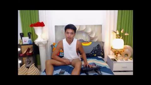 Snapshot of extraservice69menx chatting on 25, 2, 2025 JOHNDAVE online show from 25, 2, 2025