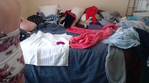 Snapshot of eyeswall0w chatting on 21, 9, 2025 eyeswall0w online show from 21, 9, 2025