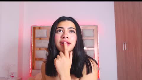 eylin_sofia online show from 17, 2, 2025