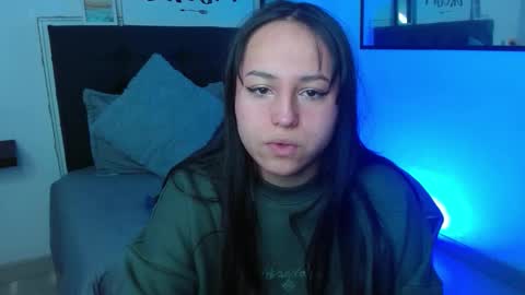 eymmy_24 online show from 12, 9, 2025