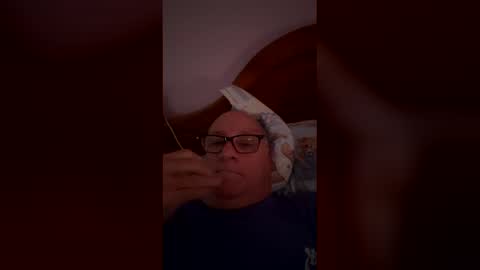 Snapshot of ez2do4u chatting on 18, 12, 2025 ez2do4u online show from 18, 12, 2025