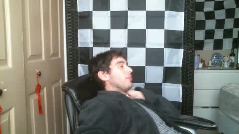 Ezra Naamah online show from 22, 2, 2025