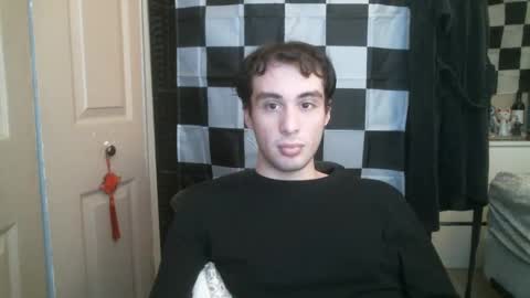 Ezra Naamah online show from 1, 3, 2025