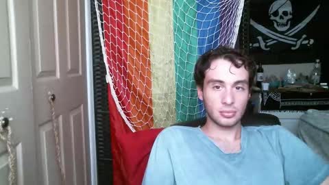 Ezra Naamah online show from 23, 9, 2025