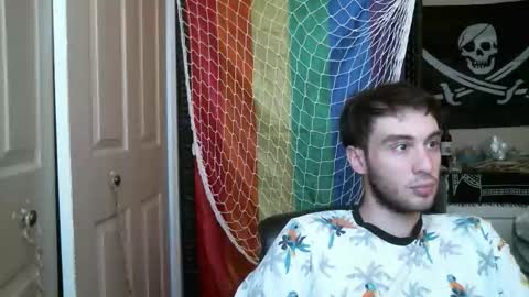 Ezra Naamah online show from 3, 11, 2025