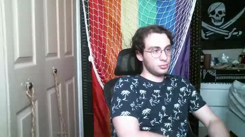 Ezra Naamah online show from 18, 4, 2026