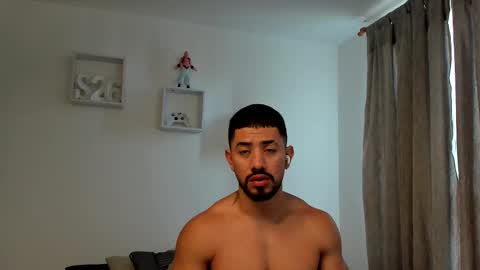 Ezzio Scolaro online show from 24, 9, 2025