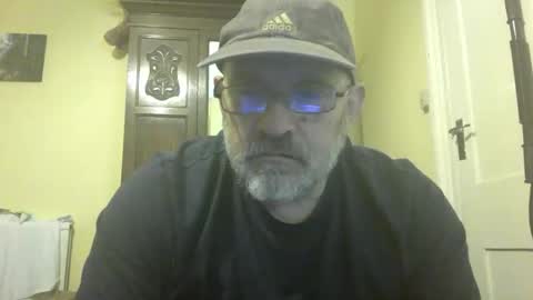 f1zzeek online show from 25, 4, 2026