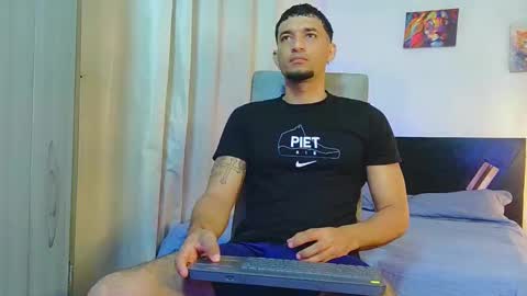 Snapshot of fabi_calde chatting on 5, 11, 2025 fabi online show from 5, 11, 2025