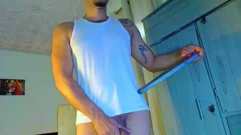 Snapshot of fabi_calde chatting on 22, 12, 2025 fabi online show from 22, 12, 2025