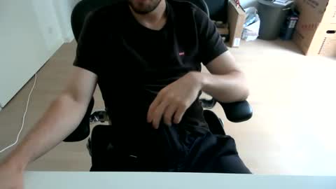 Call me bitch online show from 4, 6, 2026