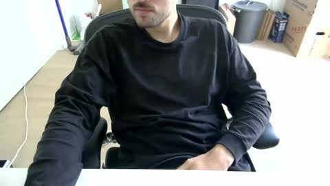 Call me bitch online show from 14, 6, 2026