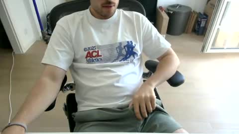 Call me bitch online show from 24, 6, 2026