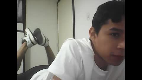 R online show from 6, 10, 2025