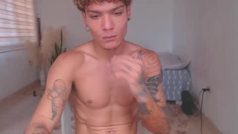 Snapshot of fabrizio_amery chatting on 17, 1, 2025 -  A N D E R online show from 17, 1, 2025