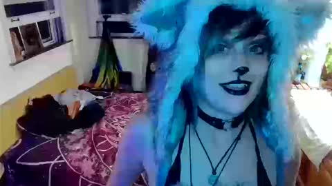 Snapshot of faewildflower chatting on 13, 10, 2025 faewildflower online show from 13, 10, 2025