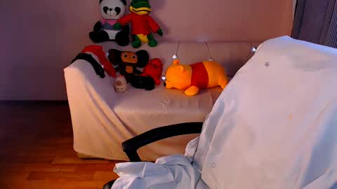 Snapshot of fairy_elli_hot chatting on 5, 3, 2025 Elli online show from 5, 3, 2025