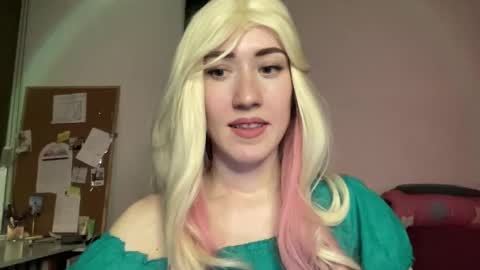 fairy_face online show from 11, 3, 2025