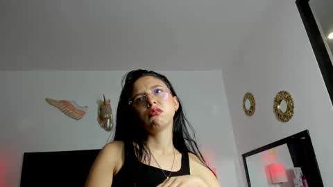 Natalye online show from 10, 4, 2026