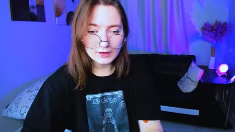 Snapshot of fairy_tara chatting on 18, 11, 2025 Tara online show from 18, 11, 2025