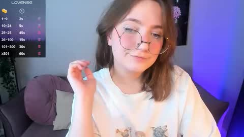 Snapshot of fairy_tara chatting on 4, 12, 2025 Tara online show from 4, 12, 2025