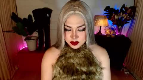 CLAUDIA VALVALERA online show from 12, 11, 2025