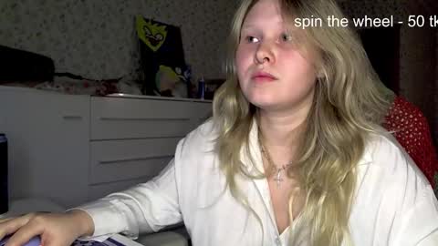 Snapshot of fairydreams_ chatting on 25, 10, 2025 Arisha online show from 25, 10, 2025