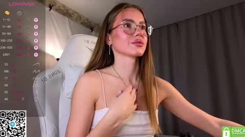 Snapshot of fairyfuckdust chatting on 5, 10, 2025 fairyfuckdust online show from 5, 10, 2025