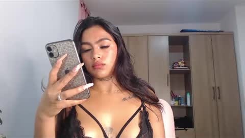 fairylatin online show from 5, 1, 2025