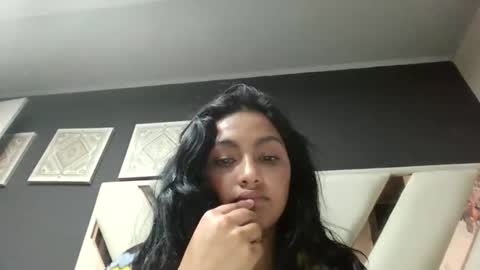 fairylatin online show from 21, 4, 2026