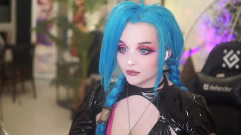 faith_chan online show from 12, 12, 2024