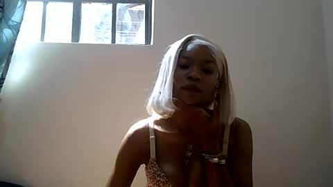 faizah_ online show from 2, 8, 2026