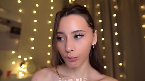 Kaori online show from 13, 12, 2025