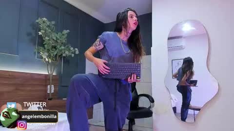 Megan    630  1330 -5 online show from 11, 9, 2025