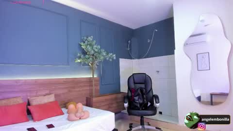 Megan    630  1330 -5 online show from 14, 11, 2025