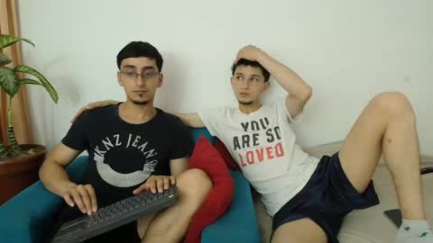 FallGays online show from 17, 4, 2026