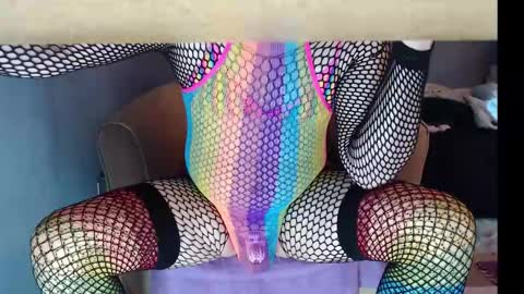 Fallin Skye online show from 16, 2, 2025